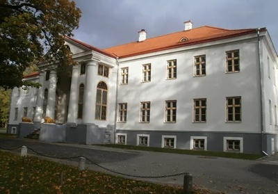 View of Tihemetsa Metsatehnikumi main building. rephoto