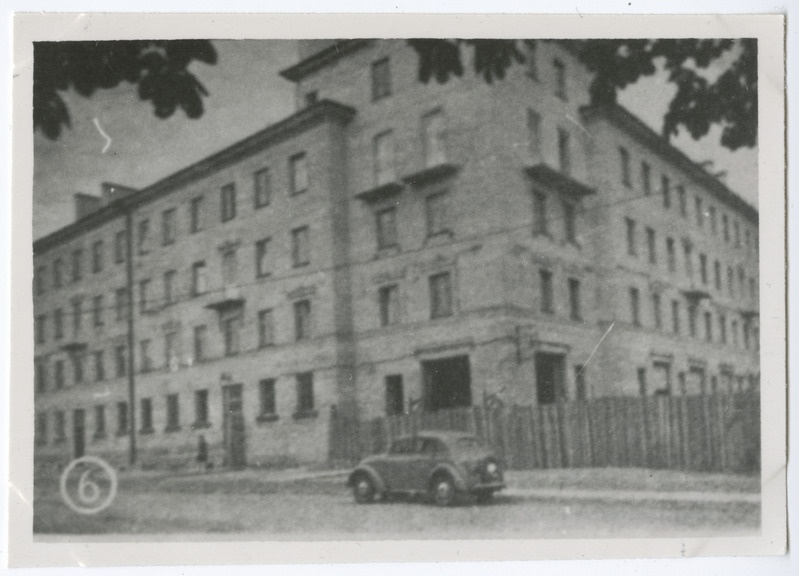 Tallinn, Tööstuse 43 elamu ehitusjärgus