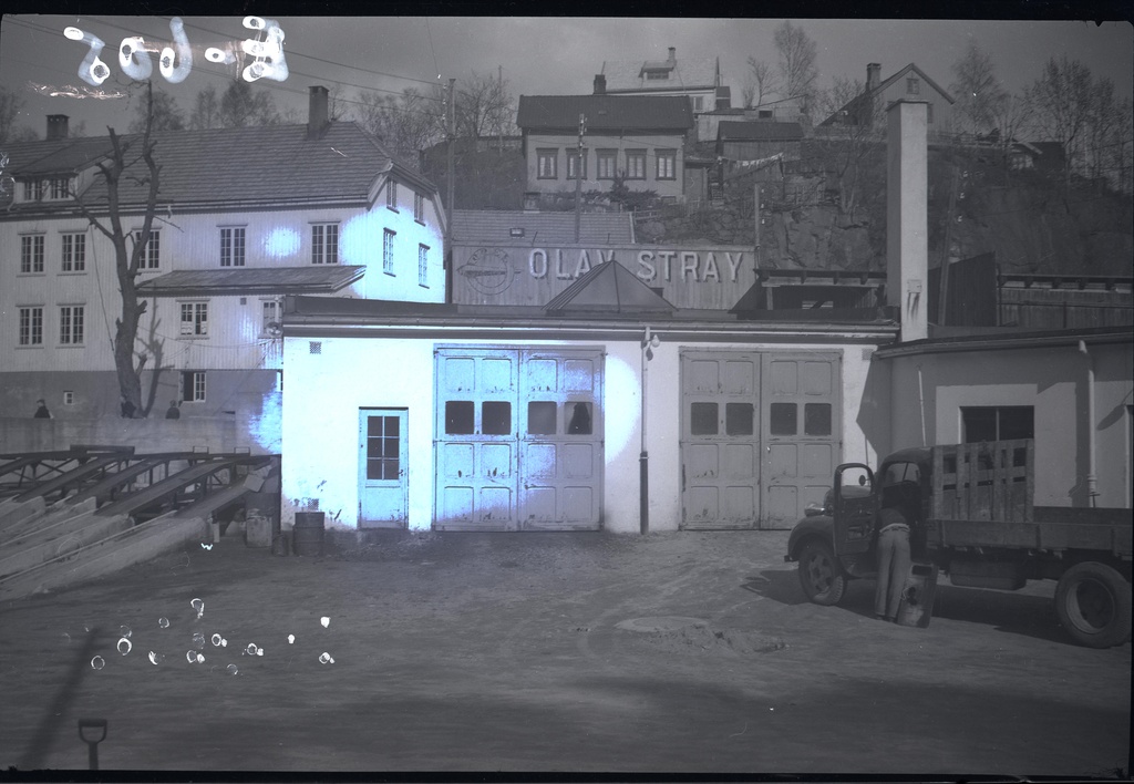 Olav Stray, Arendal.