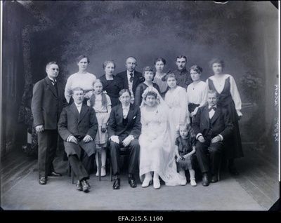 Siilaku pulmad.  similar photo