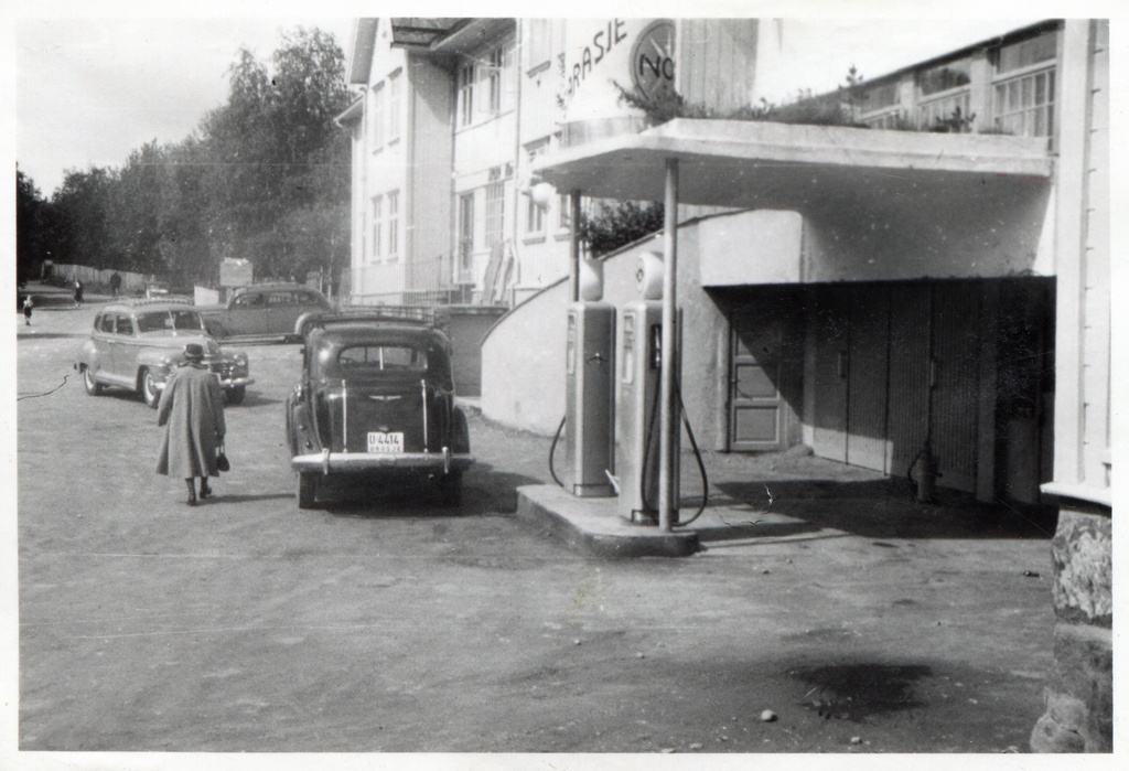 Bensinstasjon. Oppdal.