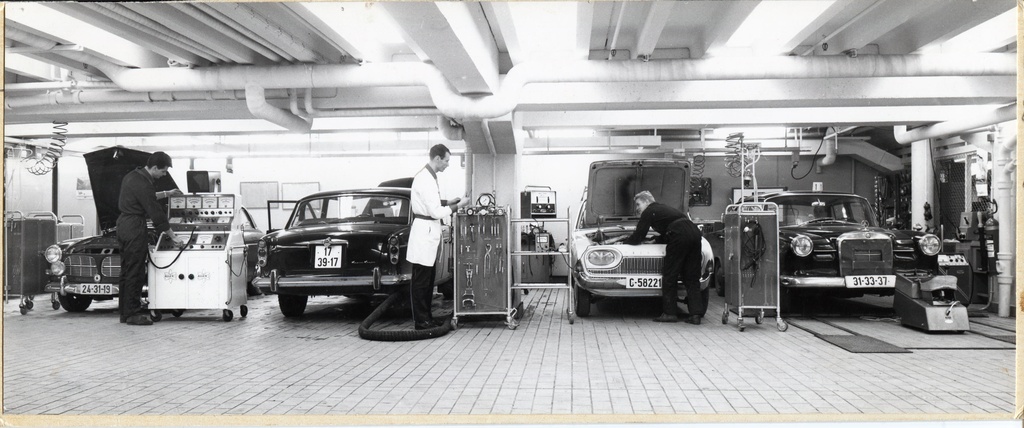 Bensinstasjon. Sannergaten Auto Clinic.