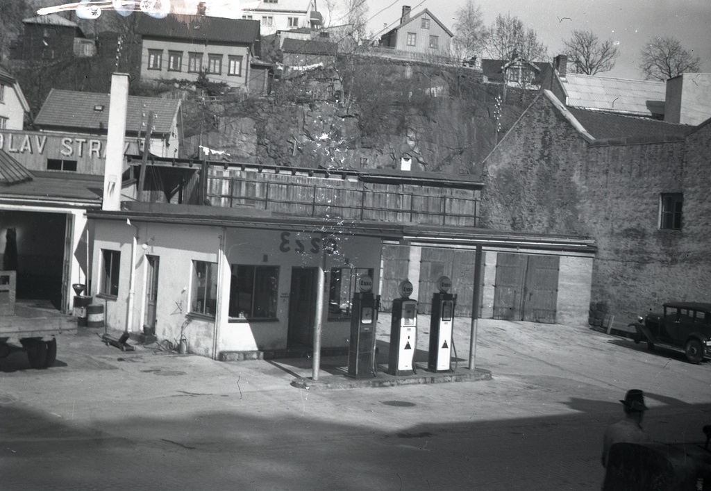 Olav Stray, Arendal.