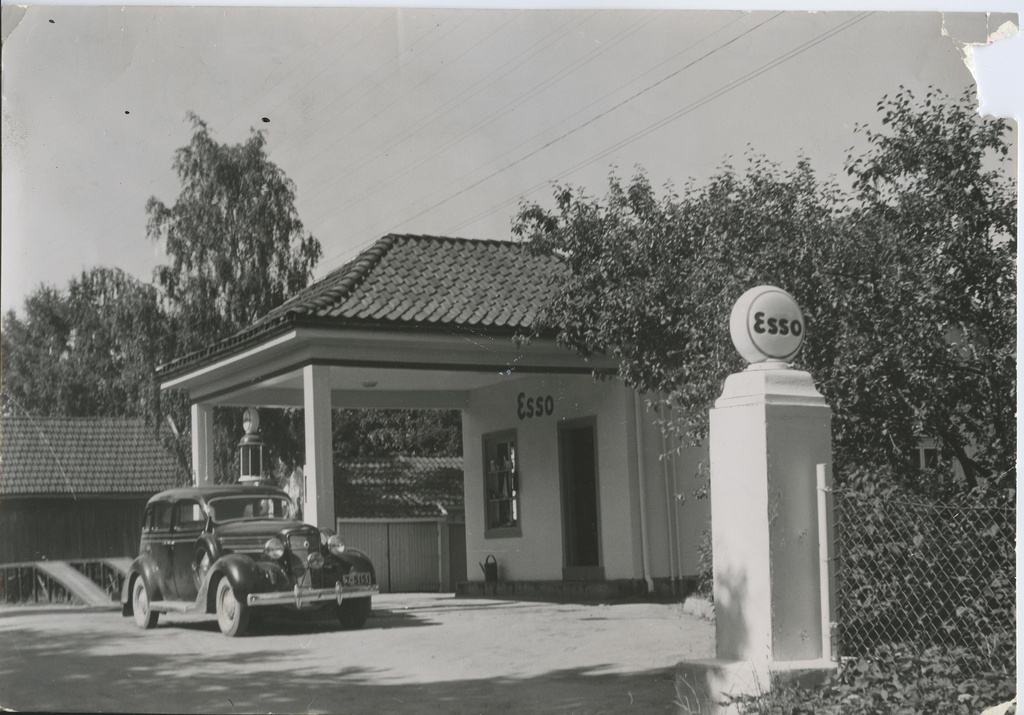 Esso gas station. Sande i Vestfold.