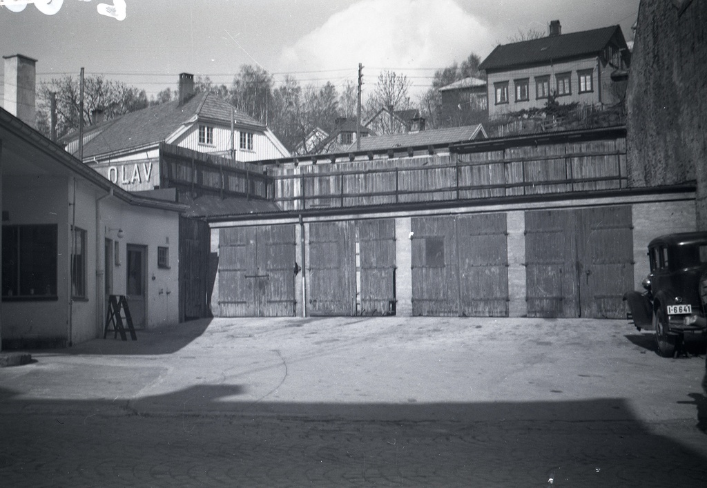 Olav Stray, Arendal.