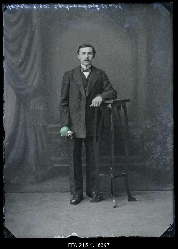Raskatsov.