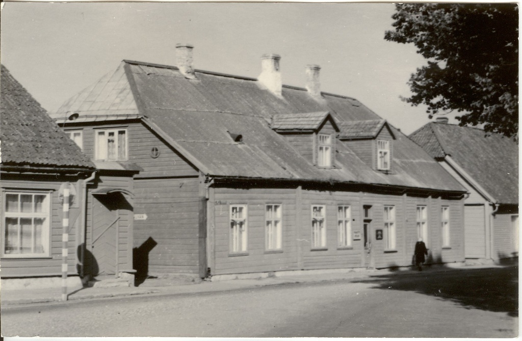 foto, Paide apteegi hoone 1974.a.