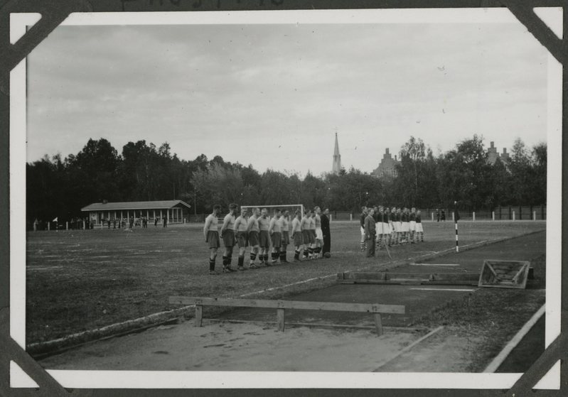 Eesti Töölisspordi Liidu jalgpallimeeskond Tallinn-Tampere jalgpallimatšil (1:3) Tamperes