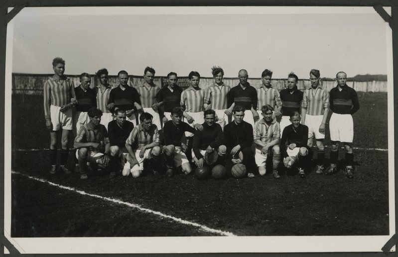 Tallinna Töölisspordi Ühingu ja Ponteva (Soome) jalgpallis Tallinna Jalgpalli Klubi platsil