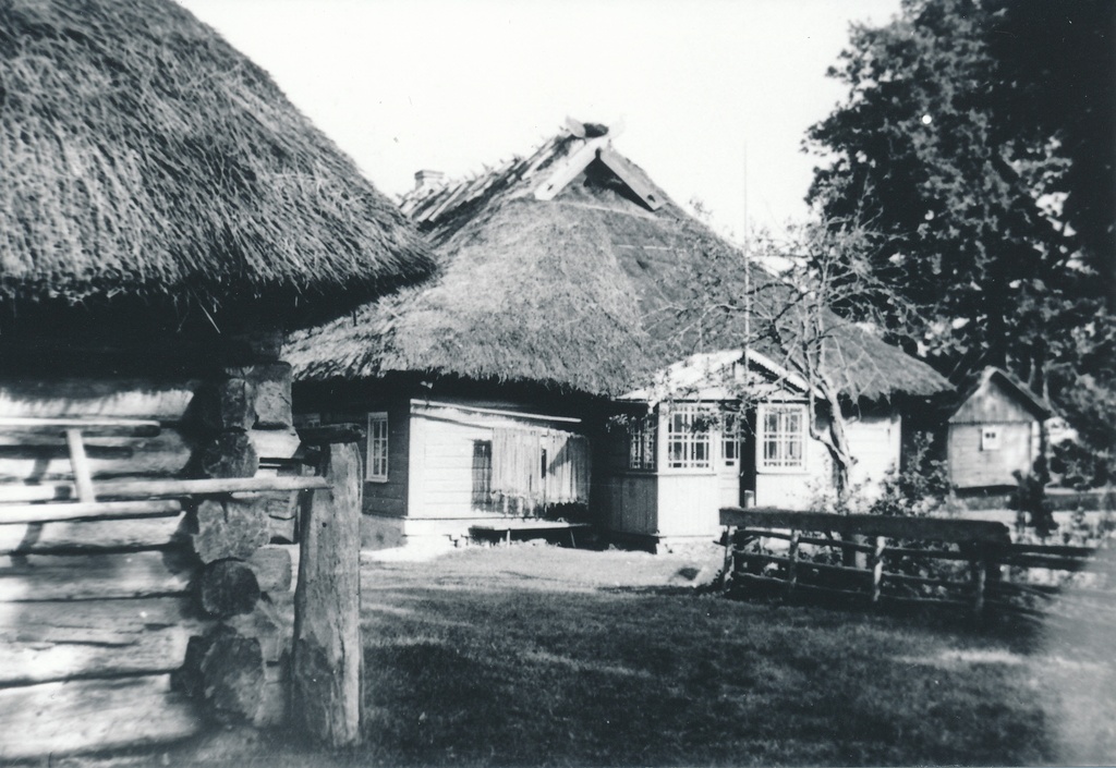 Lorentzi talu elamu