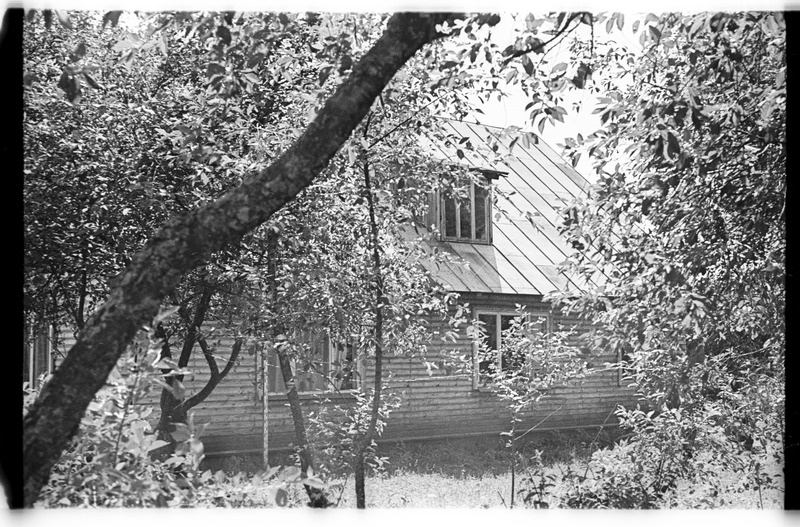 Elamu, Tõugu (Lahemaa), Mikurahva (Uustalu) talu