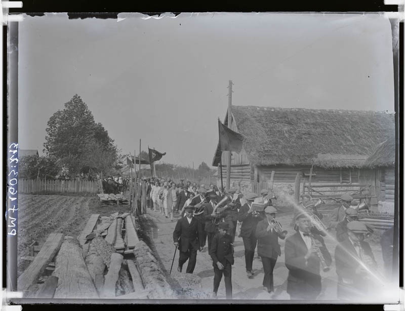 klaasnegatiiv, Väätsa tuletõrjujate pidu 1920-ndatel a.