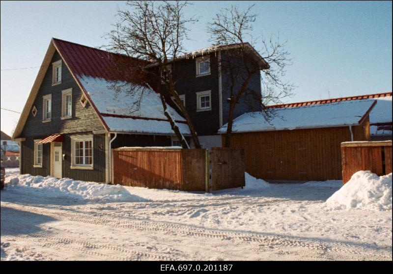 Liiva tänav 21 asuv hoone.
