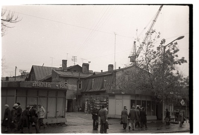 Tallinn. Hoone Tartu mnt 38 tagaõue poolt  duplicate photo