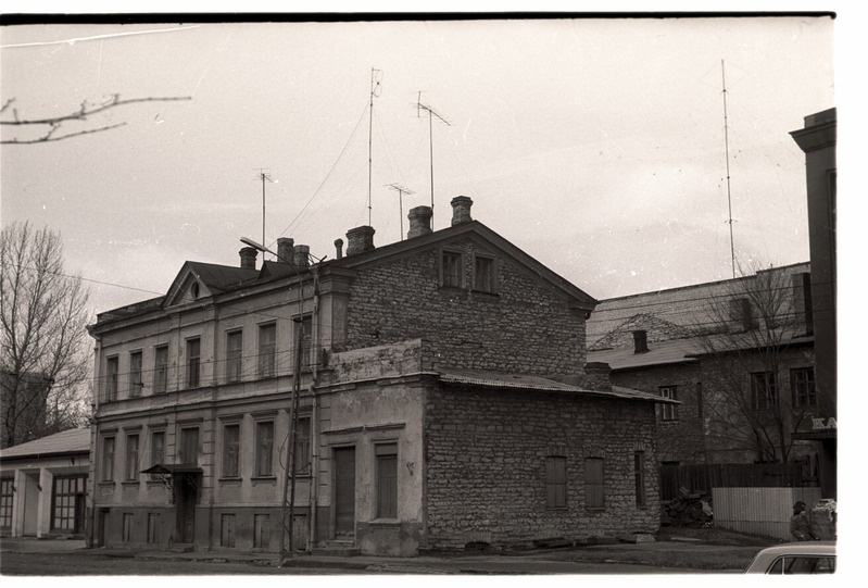 Tallinn. Kahekordne kivimaja Tartu mnt 37