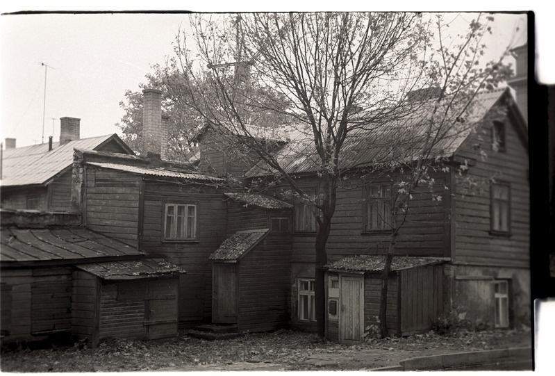 Tallinn. Puumaja Viiralti t 1 (Tartu mnt 21) tagahoov