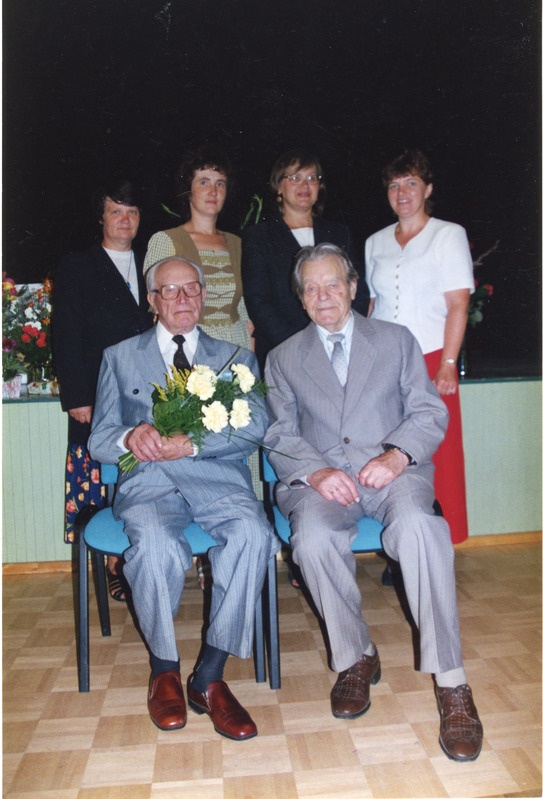 Daniel Vardja 90 sünnipäev. Daniel Vardja, Helend Peep, Anne Nurgamaa, Liivi Mölder, Kaja Tina, Ülle Marits