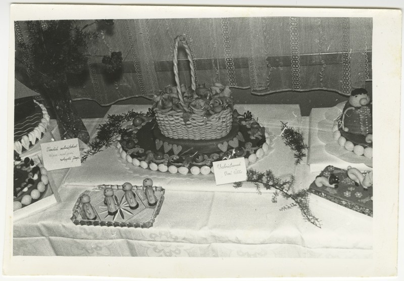 Kohvik "Tallinna" tootmisjuhti meisterkondiiter Leonid Heina arhiiv. Tort.