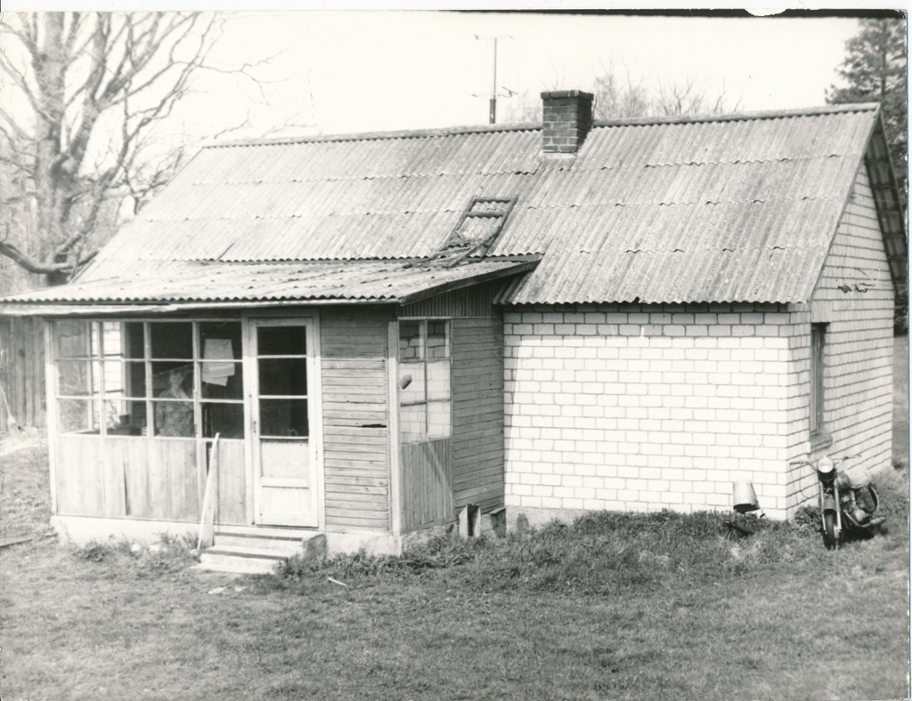 Riisenbergide maja, Ruhnu