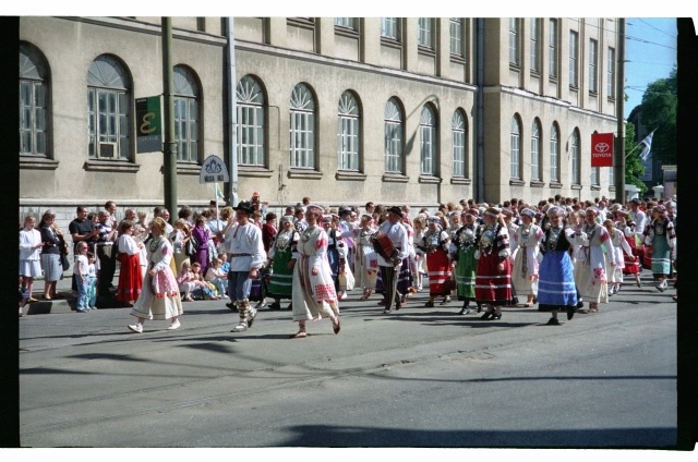 Laulu- ja tantsupeo rongkäik Tallinnas