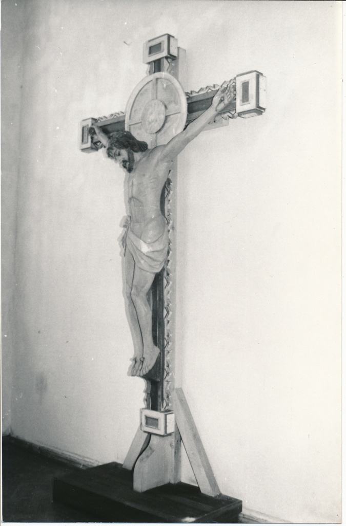 Kristus ristil - Ruhnu kivikirik