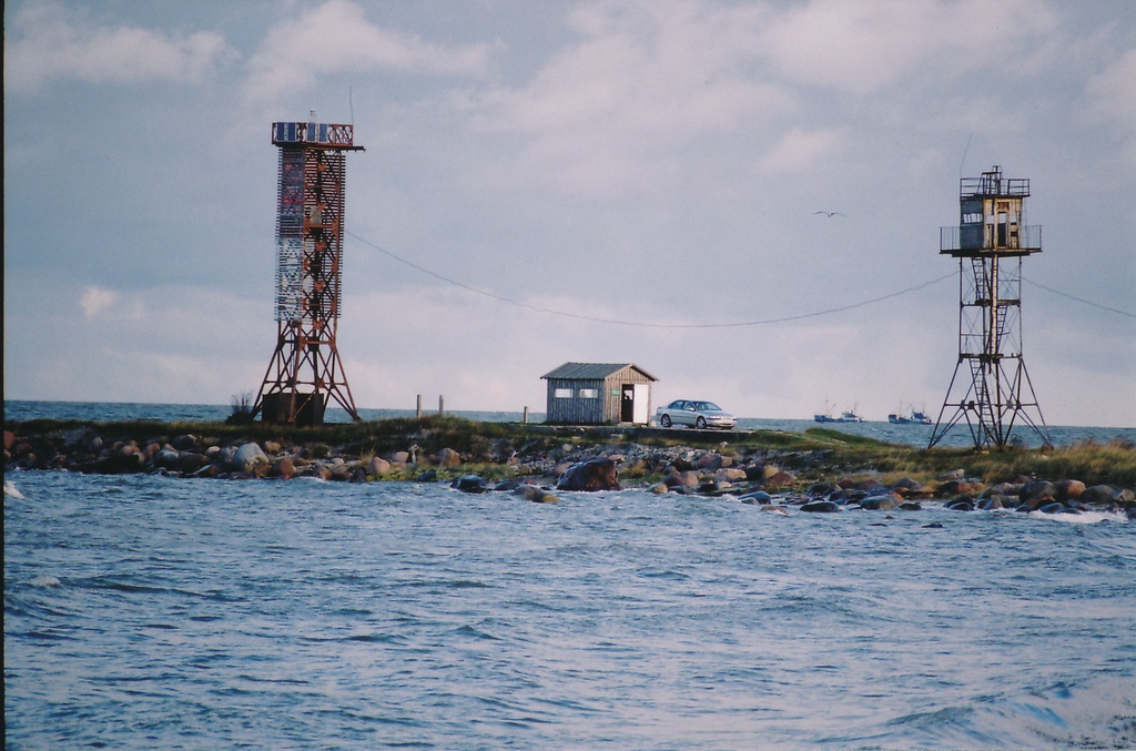 Noarootsist Spithamnini, Spithami neem tuulepargi ja vaatlustorniga.
