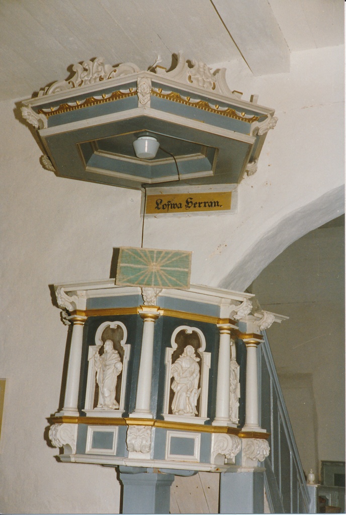 Noarootsi kiriku kantsel