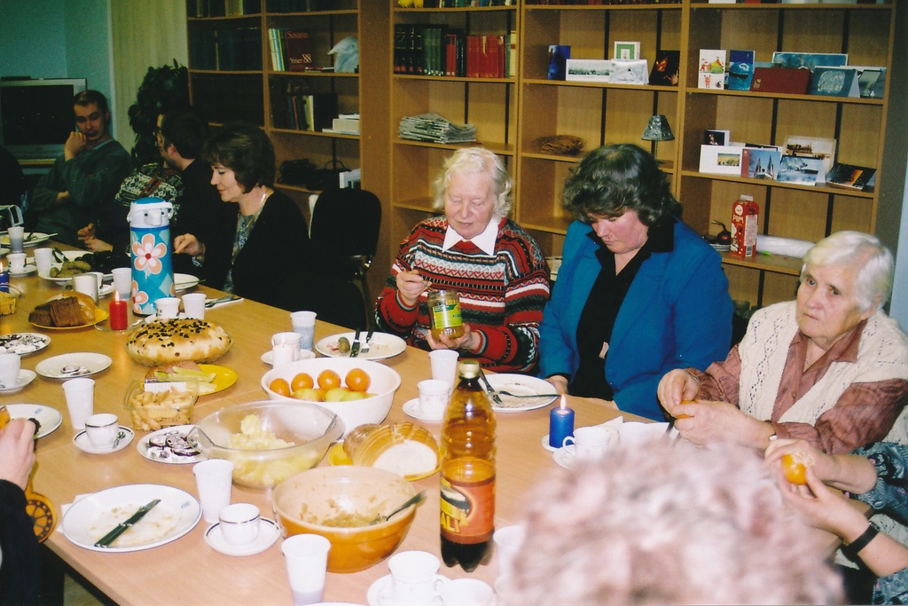 Muusemi 10. a. A. Schönberg, Talis Vare, J. Barndõk, , S. Mickelin, A. Ainjärv, A. Primakova. 28. dets. 2002.