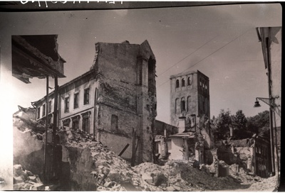 Sõjas purustatud tänavad  duplicate photo