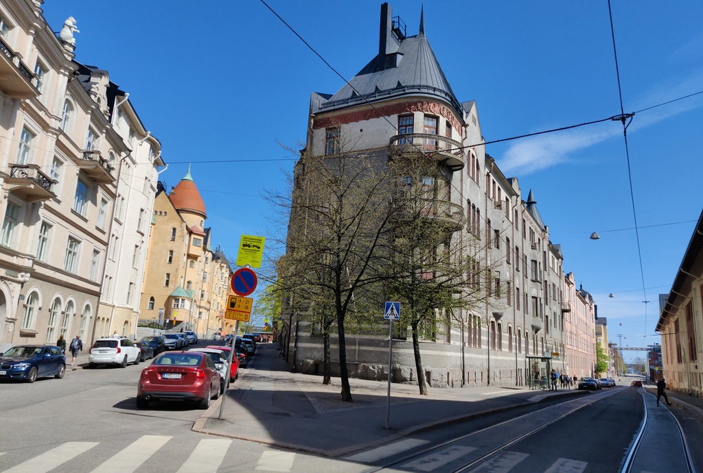 Kauppiaankatu 2 - Kruunuvuorenkatu 7. As rephoto