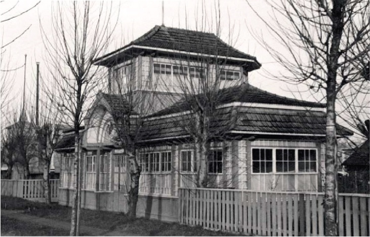 Taara balcony house (1930s)