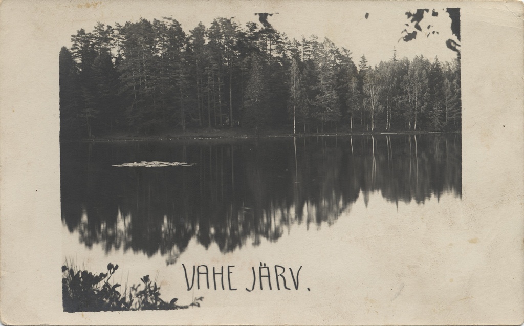 Lake Vahejärv