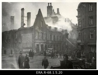 View of the building affected during the March bombing on the day following the attack on the corner of Vana-Post and Suur-Karja Street  duplicate photo