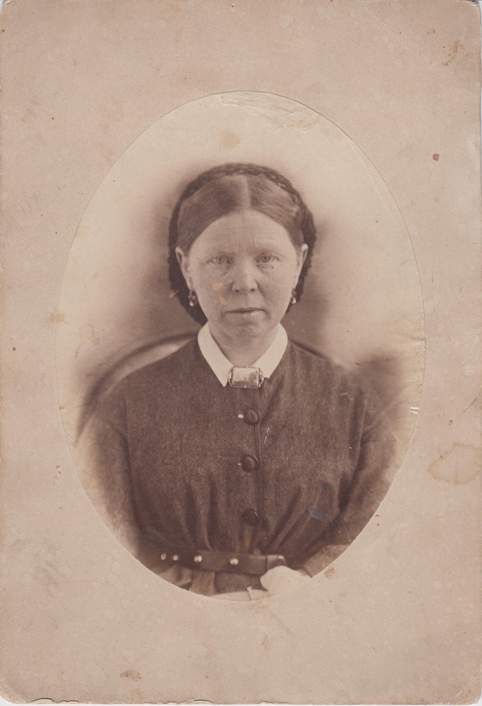 Fanny Johannson. C. R. Jakobsoni abikaasa Julie emapoolne tädi.