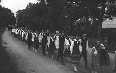 Laulu- ja tantsupidu  similar photo