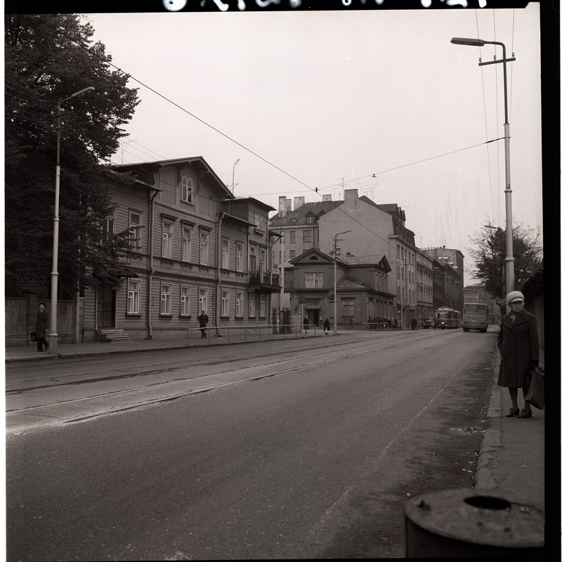 Narva mnt. ja Kreutzwaldi t. nurk