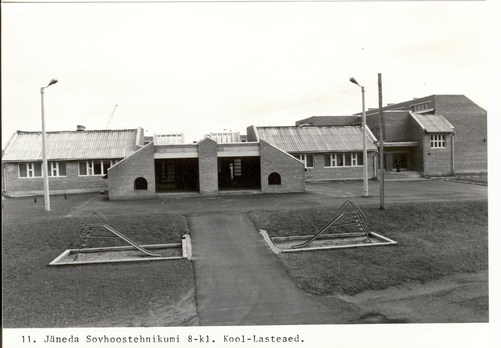 foto,  Jäneda ST 8-kl. kool-lasteaed 1980-  1990-ndatel a.