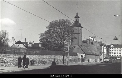 Seegi kirik Tartu maanteel.  duplicate photo