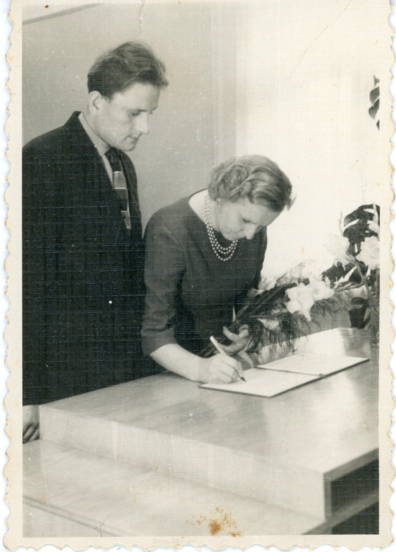 Elvi (Rebonen) Ivanova ja Jaan Mones