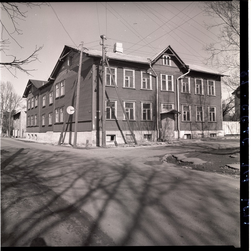 S-Laagri t. 18 puumaja