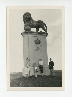 Narva, 07.1937  similar photo