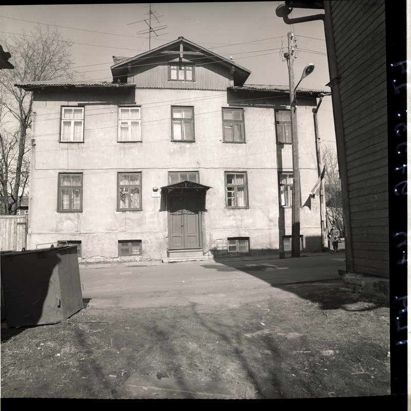 Köie t. 10 kahekordne puumaja