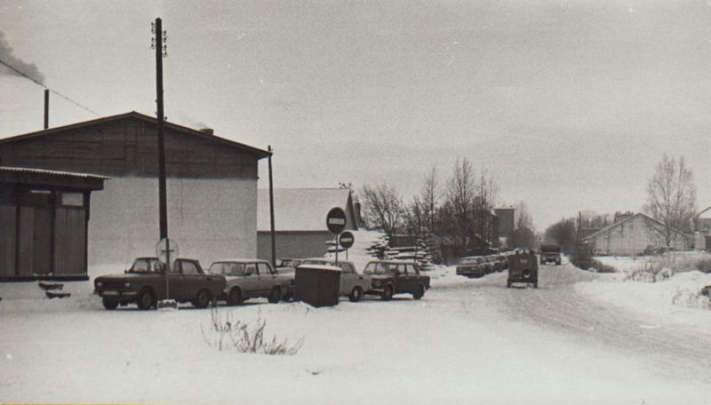 Järjekord bensiini ostmiseks Põlvas