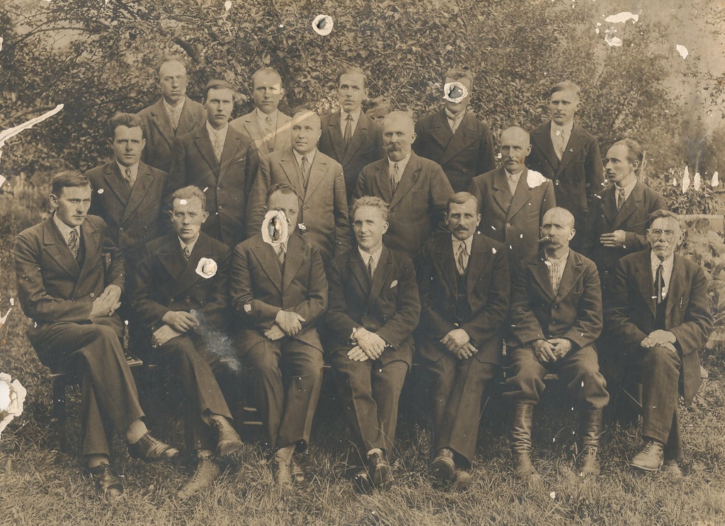 Foto. Rõuge vallavalitsus  ja vallavolikogu 1930 - 1934.a.