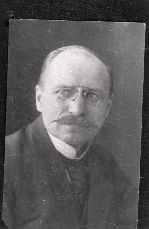 negatiiv, koopia fotost, Mihkel Kampmann (Kampmaa), rinnaportree