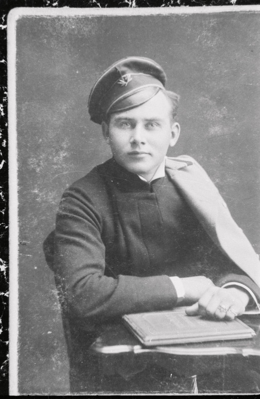 negatiiv, koopia fotost, Johannes Vares Barbarus gümnasistina