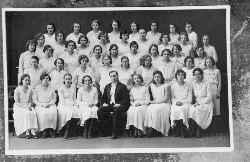 negatiiv, koopia fotost, Viljandi, seltsi Koit naiskoor, dirigent Joosep Saar, 1930ndad