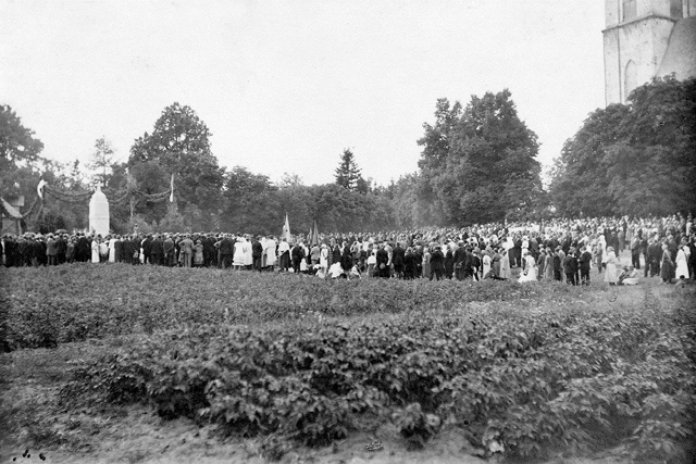 Vabadussõja mälestussamba avamine