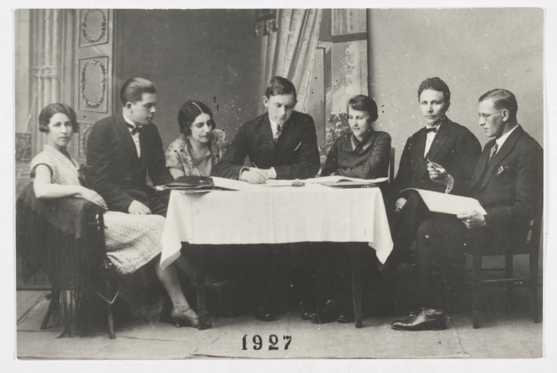 Jõgeva algkooli õpetajad 1927. aastal