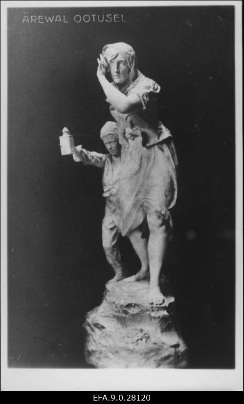 A. Adamson. Skulptuur Äreval ootel. Kips. 1899.